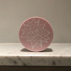 Glossier Wowder Light/Medium